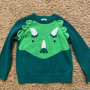 SOLD☑️🔴4 sweaters all in great condition!